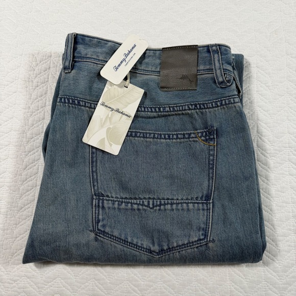 NWT Tommy Bahama Cayman Island Relaxed Mens Jeans 38x34 Storm Wash Blue